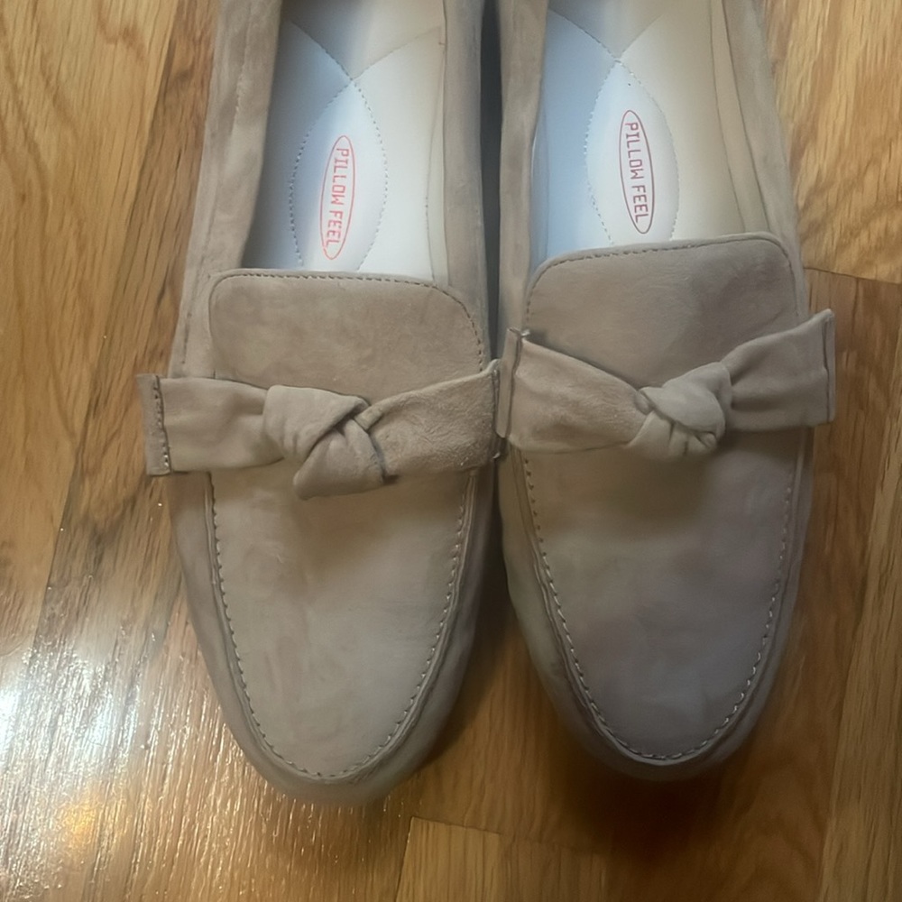 Nwot! Amalfi Suede Flats View 5